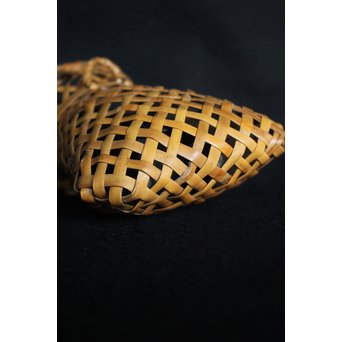 飯塚小玕斎 蝉型花籠　U047 