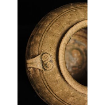 漢 灰釉陶器 双耳壺　P058 