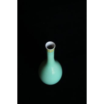 吉田美統 釉裏金彩花瓶　P060 