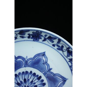 花文 古染付 7寸皿　P062 