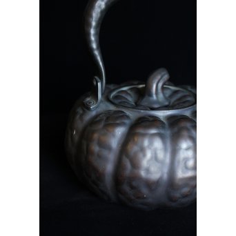 皆川堂 鎚起銅器 南瓜型水注　M063 