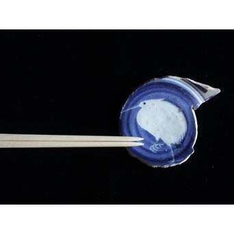 初期伊万里 白抜き鷺陶片　P073