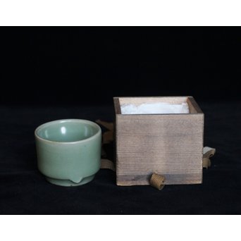 天龍寺青磁 香炉/酒盃　P074 