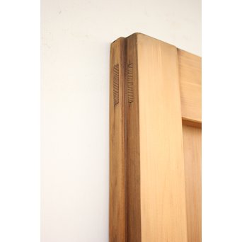 突板杉一枚板戸　B932 B932 B931 ほぼ同種のもの　縦框に切れ込みあり