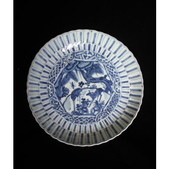 古染付 鹿図 南京菊型7寸皿　P078