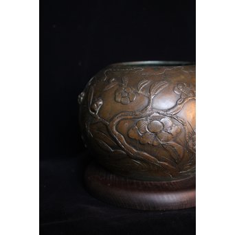 真鍮球型涼炉/手焙 珍品浮彫手彫 　M068 