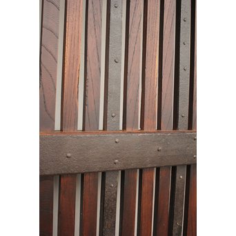 鉄金具の総欅格子蔵戸　W937 