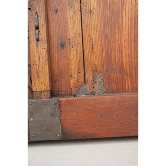 鉄金具の総欅格子蔵戸　W937 