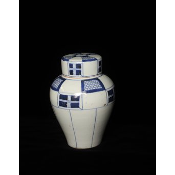 古伊万里 染付市松文茶壷　P082 