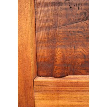 真鍮引手 欅と堅木の重厚観音開ドア 2枚1組　GD1194Y 