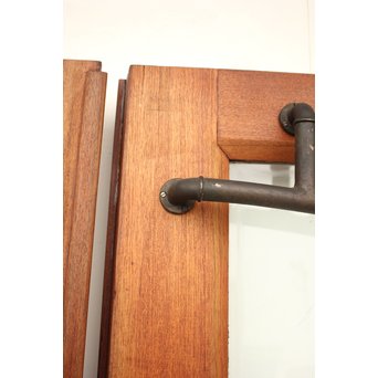 真鍮引手 欅と堅木の重厚観音開ドア 2枚1組　GD1194Y 