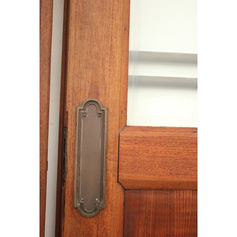 真鍮引手 欅と堅木の重厚観音開ドア 2枚1組　GD1194Y 