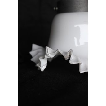 乳白色小型ひらひら電笠　A1901 