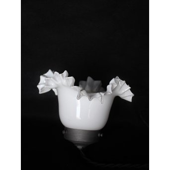 乳白色小型ひらひら電笠　A1901 