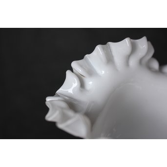 乳白色小型ひらひら電笠　A1901 