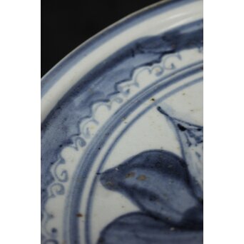 初期伊万里 蓮文7寸皿　P085 