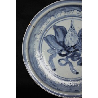 初期伊万里 蓮文7寸皿　P085 