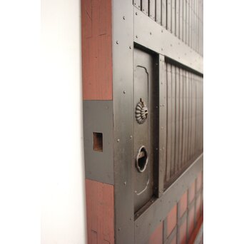 鉄張 赤太総欅格子蔵戸　W938Y 