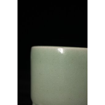 鍋島青磁 三脚香炉　P093 