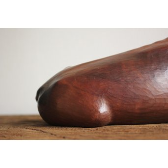 島田美晴 玉楠彫 木彫臥牛　X094 