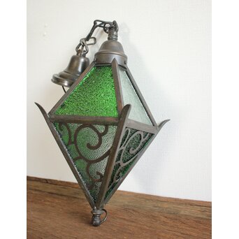 緑色ガラスの唐草文多角照明　A1929Y 