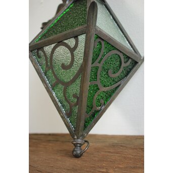 緑色ガラスの唐草文多角照明　A1929Y 