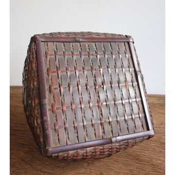 旭峯作 竹炭籠　U064 