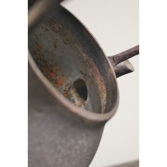 菊池政光 つるくび鉄瓶　M104 