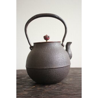 菊池政光 つるくび鉄瓶　M104 