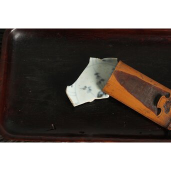 初期伊万里 陶片　P104 