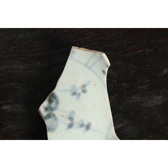 初期伊万里 陶片　P104 