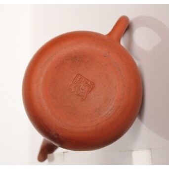 二代 山田常山 蟹図 常滑朱泥茶壷/急須/茶壺 P105 