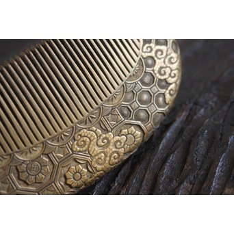 本鼈甲 浮彫蒔絵櫛と笄　U067 