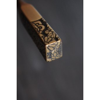 本鼈甲 浮彫蒔絵櫛と笄　U067 