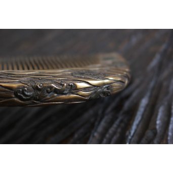 本鼈甲 浮彫蒔絵櫛と笄　U067 