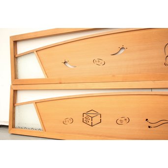 招き猫と色ガラスの欄間 2枚1組　R2442Y 