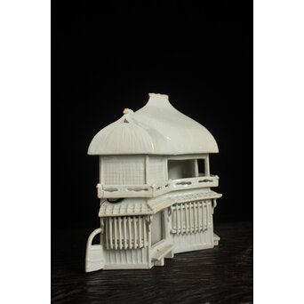 古伊万里 白磁家型香炉/置物　P120 