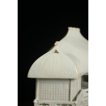 古伊万里 白磁家型香炉/置物　P120 