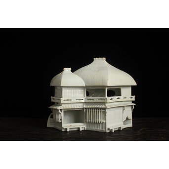 古伊万里 白磁家型香炉/置物　P120