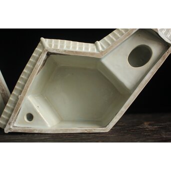 古伊万里 白磁家型香炉/置物　P120 