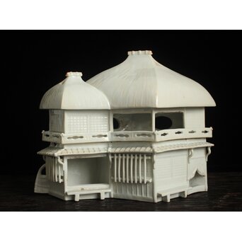 古伊万里 白磁家型香炉/置物　P120 