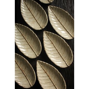 楽焼 香炉釉 葉型皿 15客1組　P121