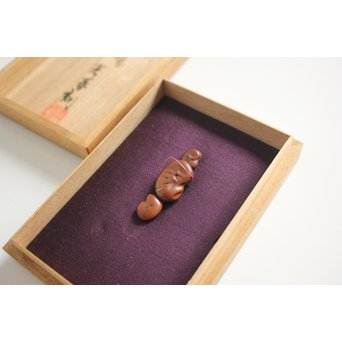 彫金家 桂光春【炒豆】素銅目貫　M116 