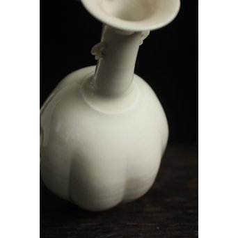 川瀬竹志 白磁瓜型花生 一対　P123 