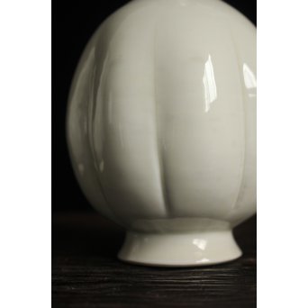 川瀬竹志 白磁瓜型花生 一対　P123 