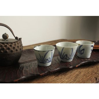 前期伊万里 立盃 猪口 3個1組　P125 