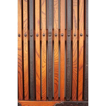 総欅 玉杢稀少材 霊亀波金具 格子蔵戸　W950Y 