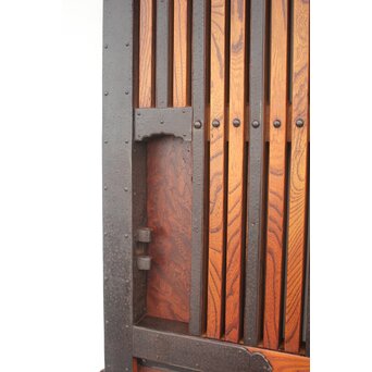 総欅 玉杢稀少材 霊亀波金具 格子蔵戸　W950Y 