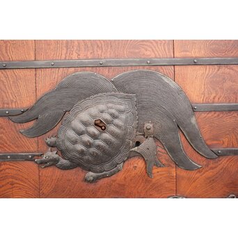 総欅 玉杢稀少材 霊亀波金具 格子蔵戸　W950Y 