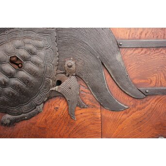 総欅 玉杢稀少材 霊亀波金具 格子蔵戸　W950Y 